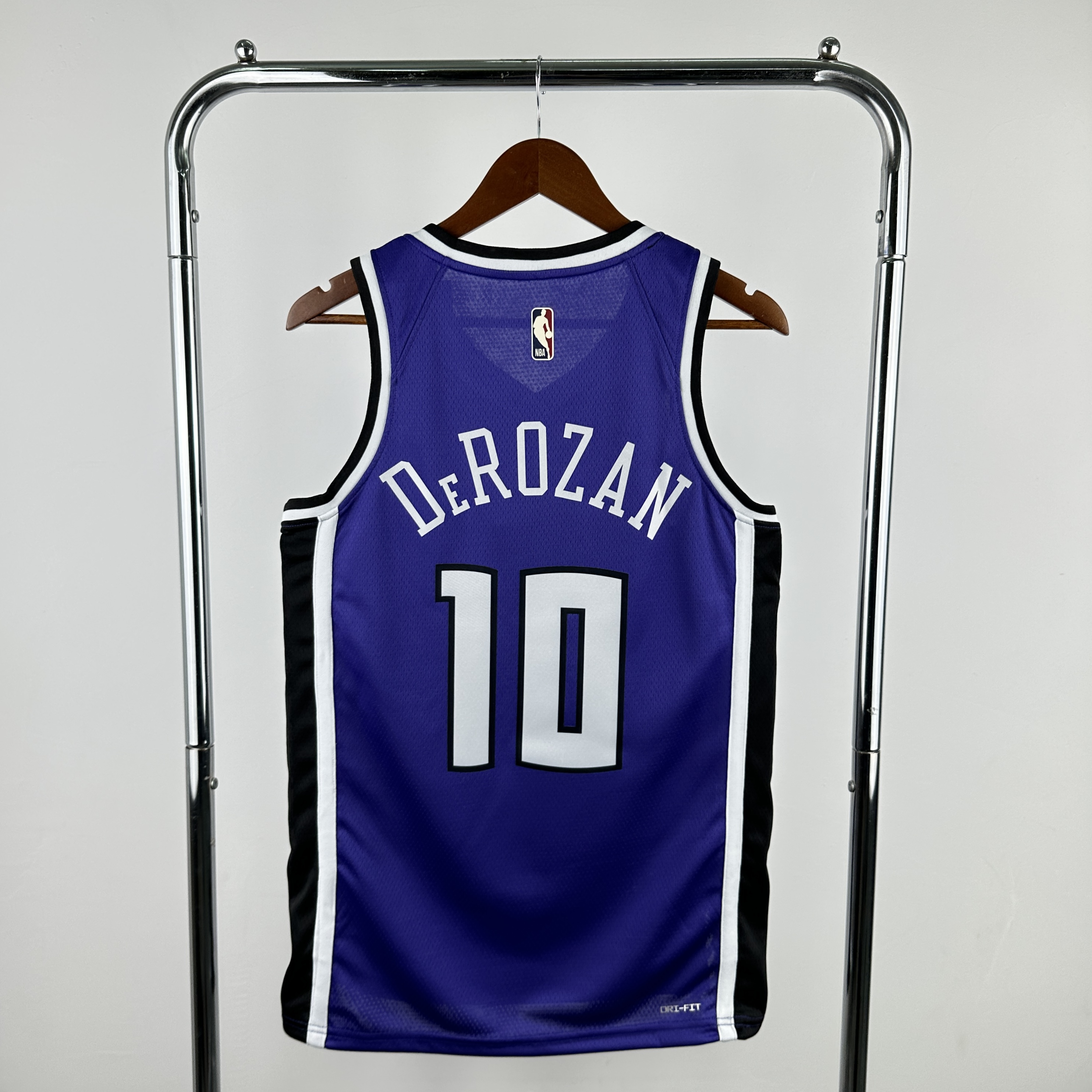 Men Sacramento Kings #10 Derozan Purple Throwback Season Nike 2025 NBA Jersey->sacramento kings->NBA Jersey